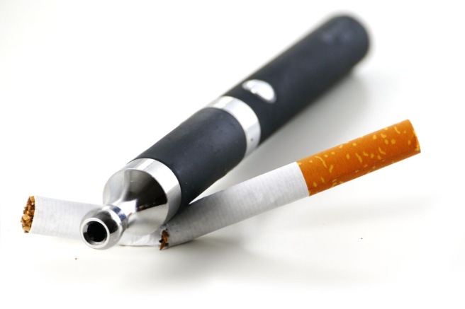 More vapers in the UK as smoking rates fall (2).png
